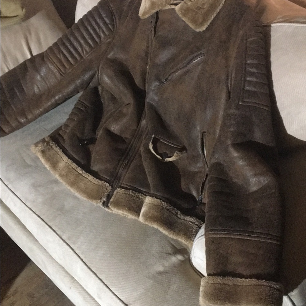 Coat - Picture 3 of 8